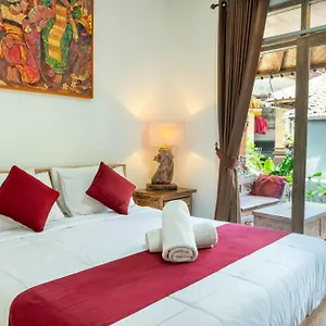Purnama House Гостевой дом
